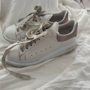 ALEXANDER MCQUEEN Women's Oversized Sneaker in White/patchouli